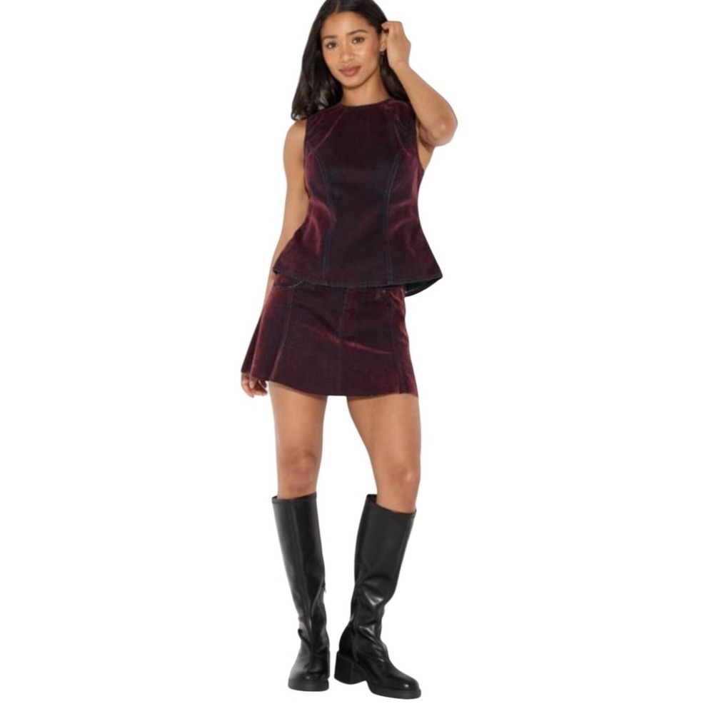 10 Wild Fable Burgundy Flocked Denim Mini Skirt A-Line Velvet Texture NWT